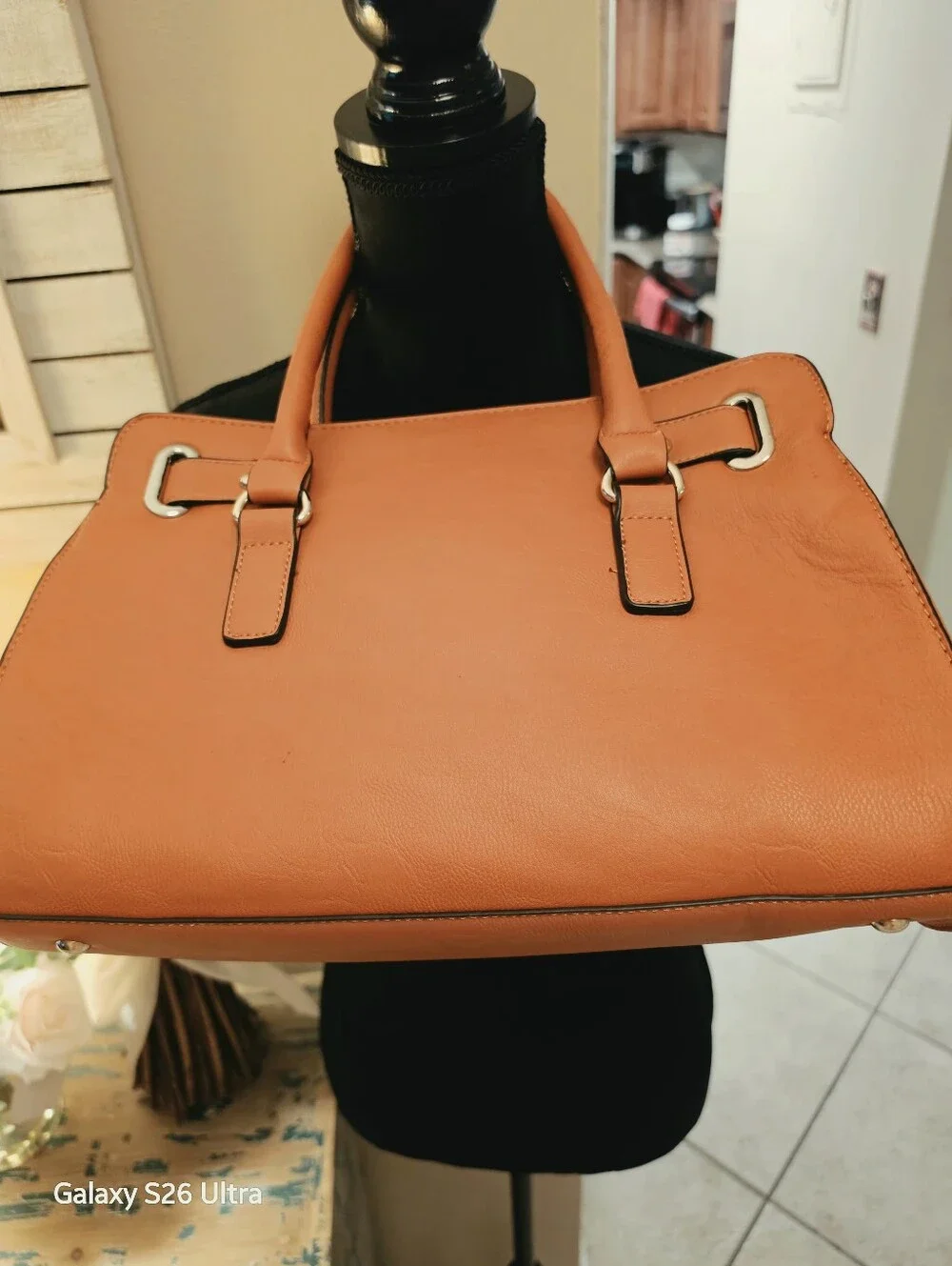 NWT Charming Charlie Pumpkin-Tangerine Orange Padlock Satchel – Pristine!